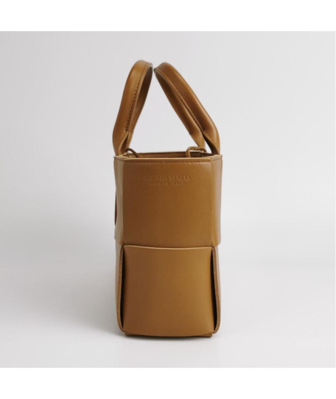 BOTTEGA VENETA Бежевая кожаная сумка через плечо, фото 2