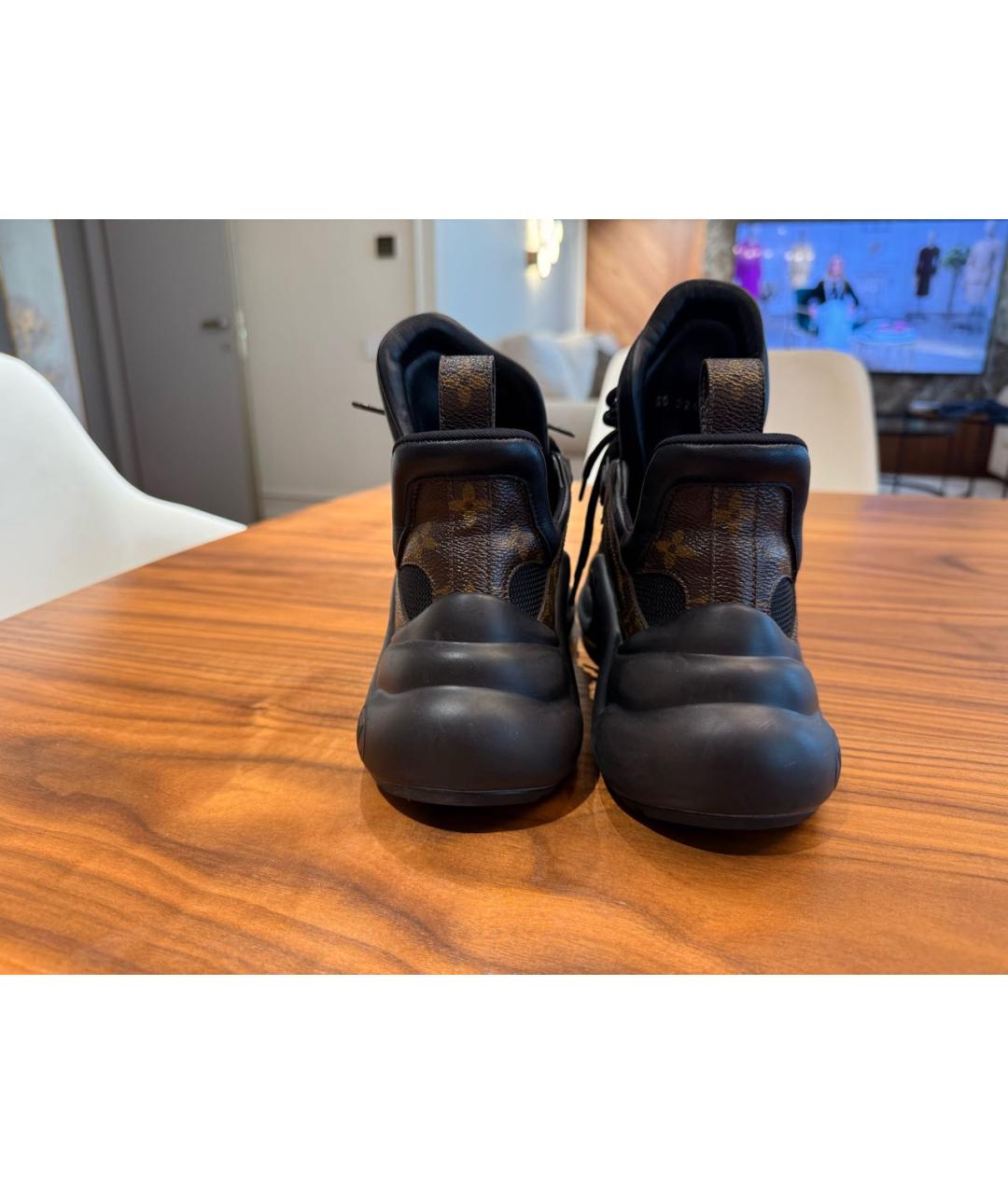 LOUIS VUITTON Черные кроссовки, фото 5
