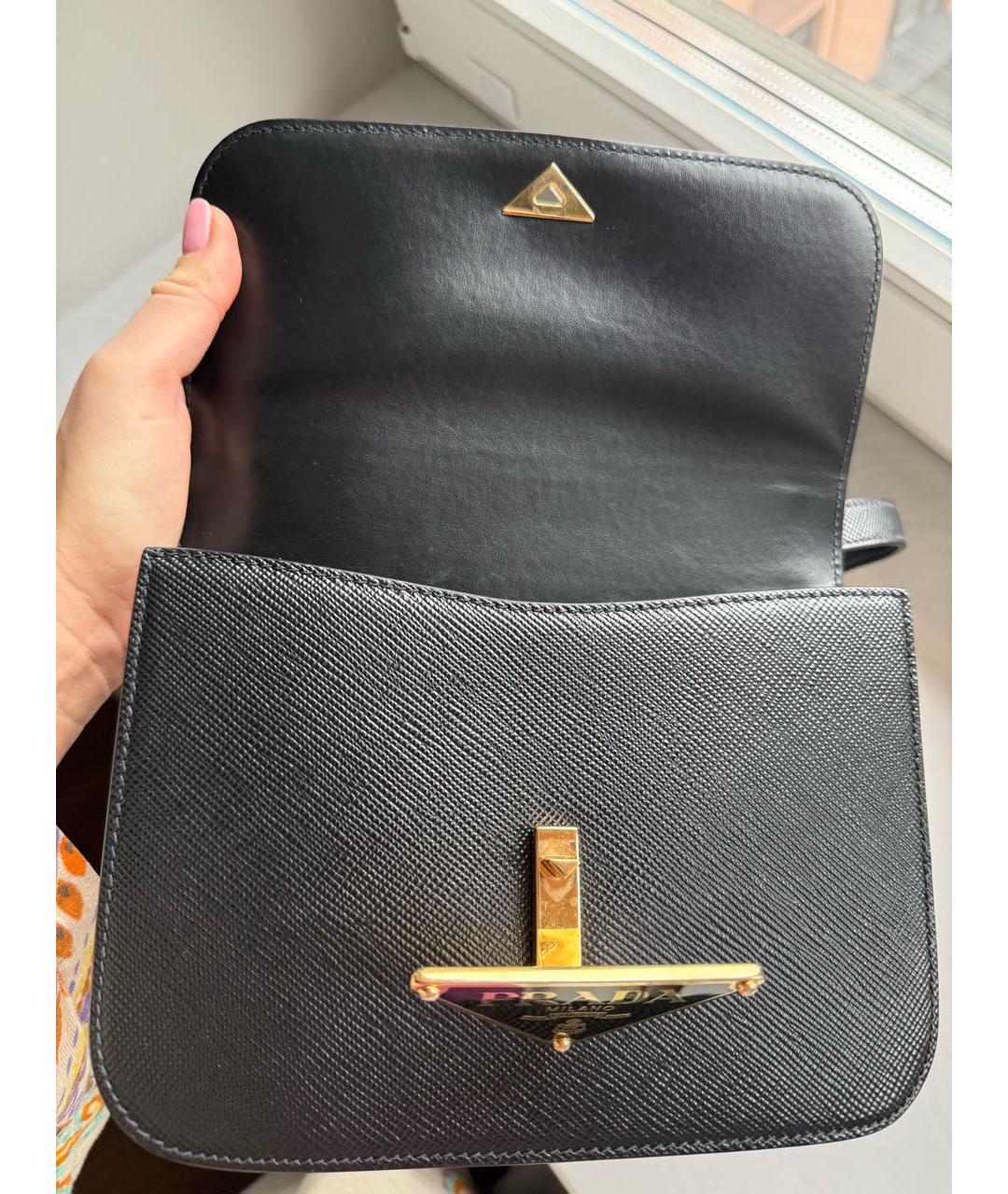 PRADA Черная кожаная сумка с короткими ручками, фото 4