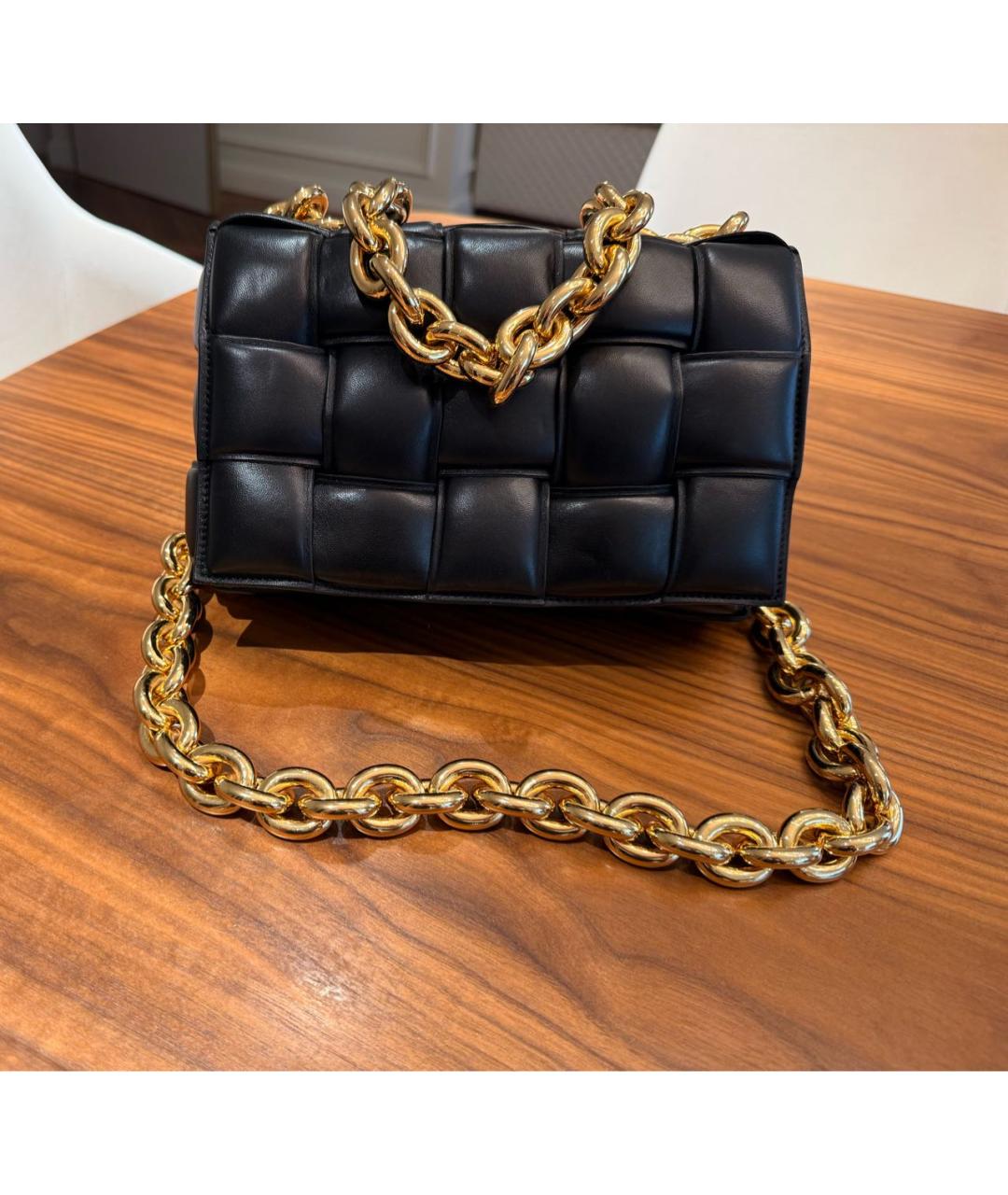 BOTTEGA VENETA Черная кожаная сумка через плечо, фото 5