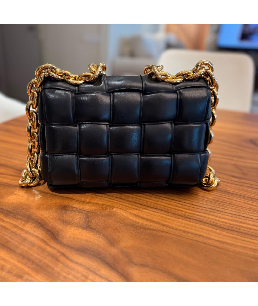 BOTTEGA VENETA Черная кожаная сумка через плечо, фото 3