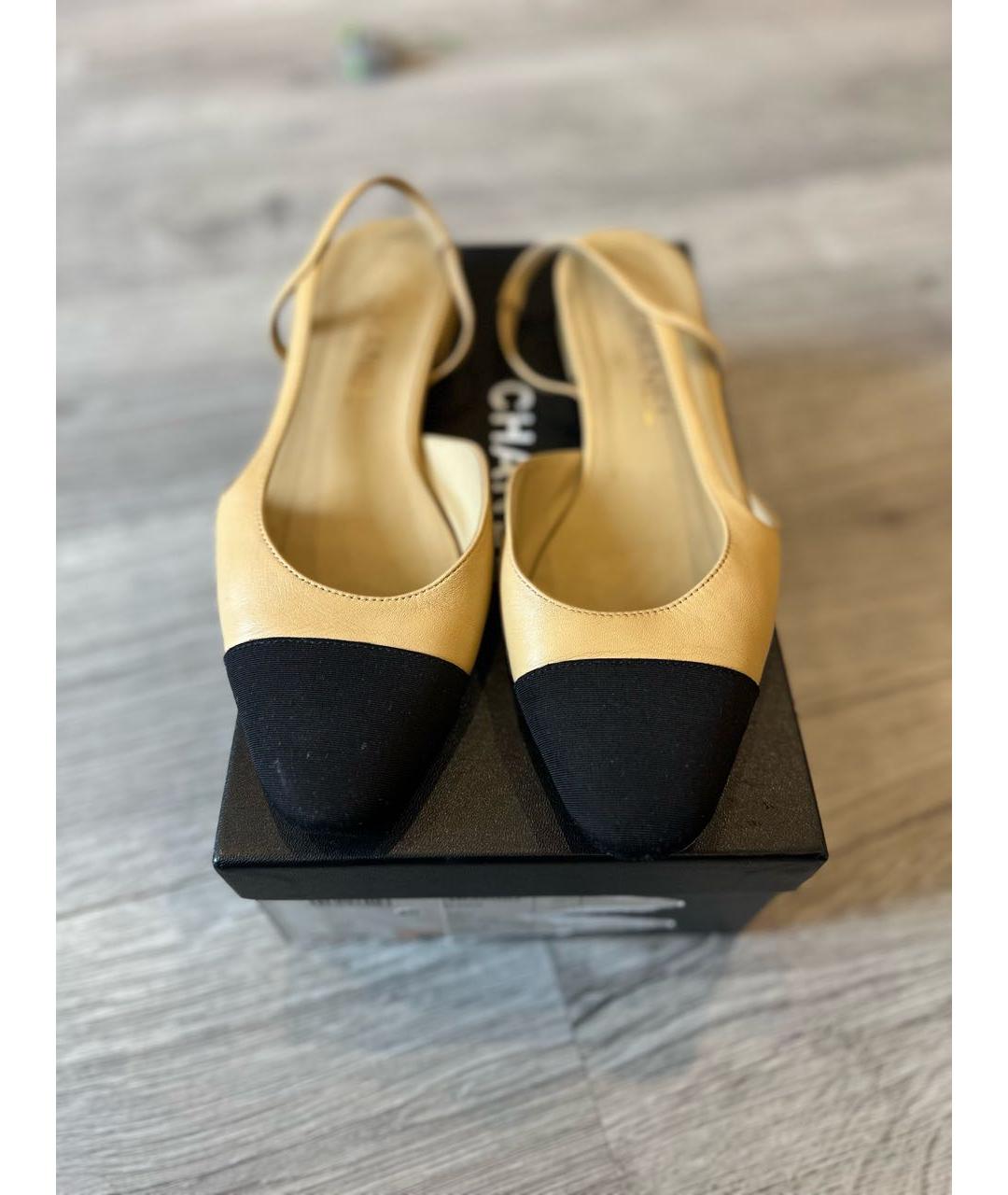 CHANEL Бежевые кожаные туфли, фото 2