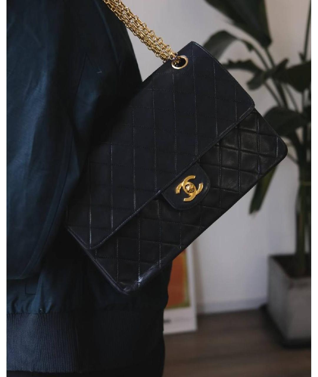 CHANEL Черная кожаная сумка через плечо, фото 7