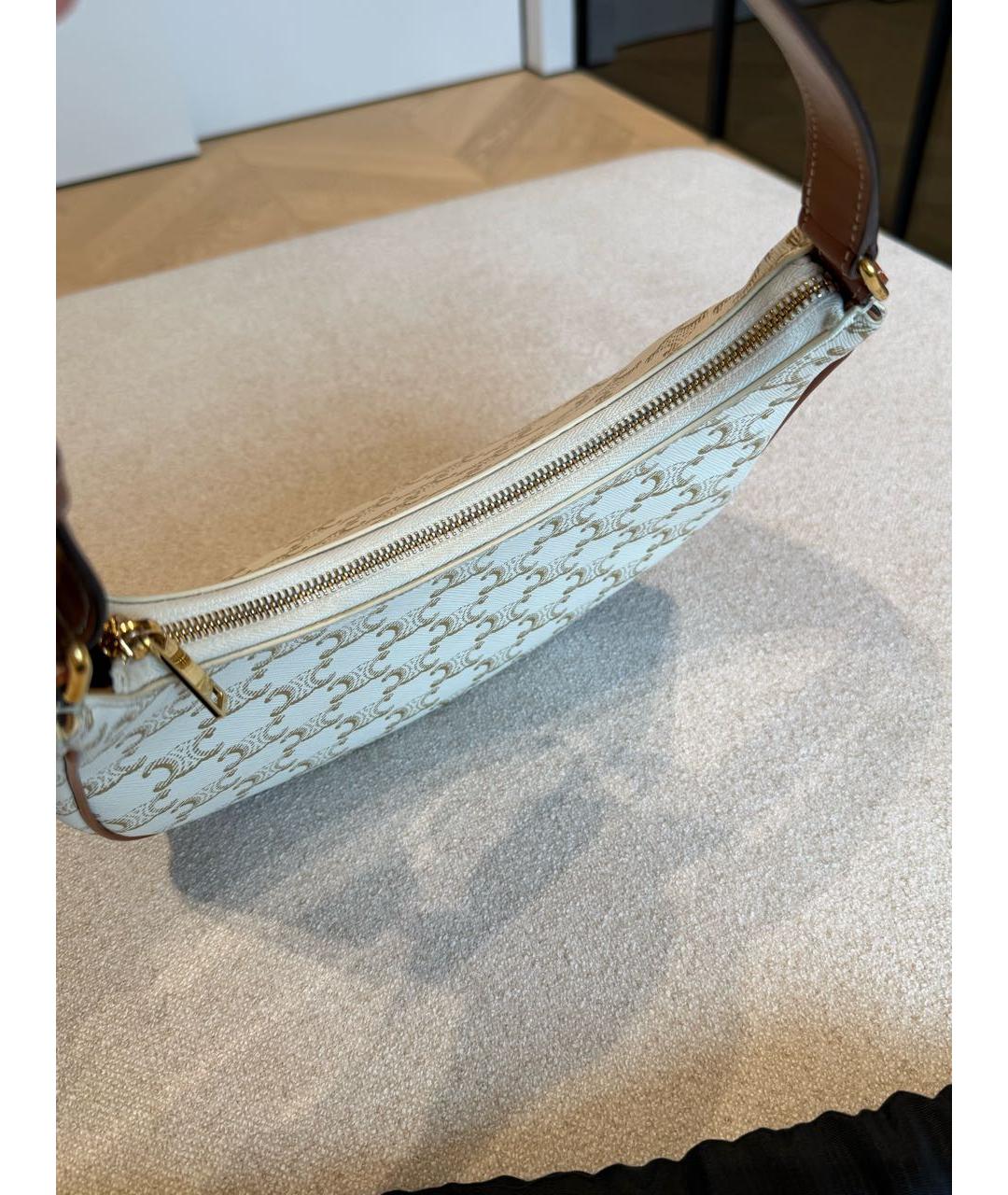 CELINE Бежевая кожаная сумка с короткими ручками, фото 4