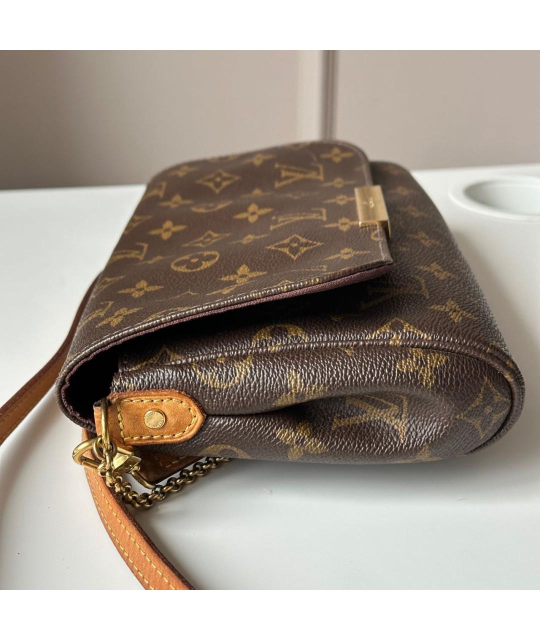 LOUIS VUITTON Коричневая кожаная сумка через плечо, фото 5