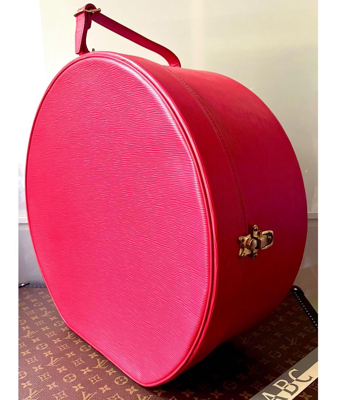 LOUIS VUITTON Красный кожаный чемодан, фото 9