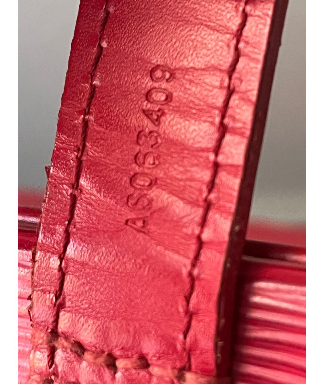 LOUIS VUITTON Красный кожаный чемодан, фото 7