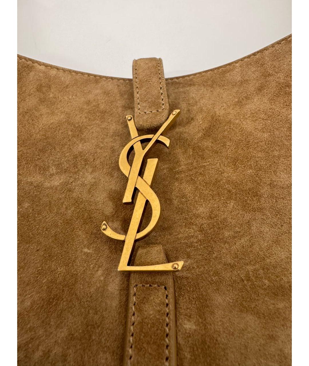 SAINT LAURENT Бежевая замшевая сумка с короткими ручками, фото 3
