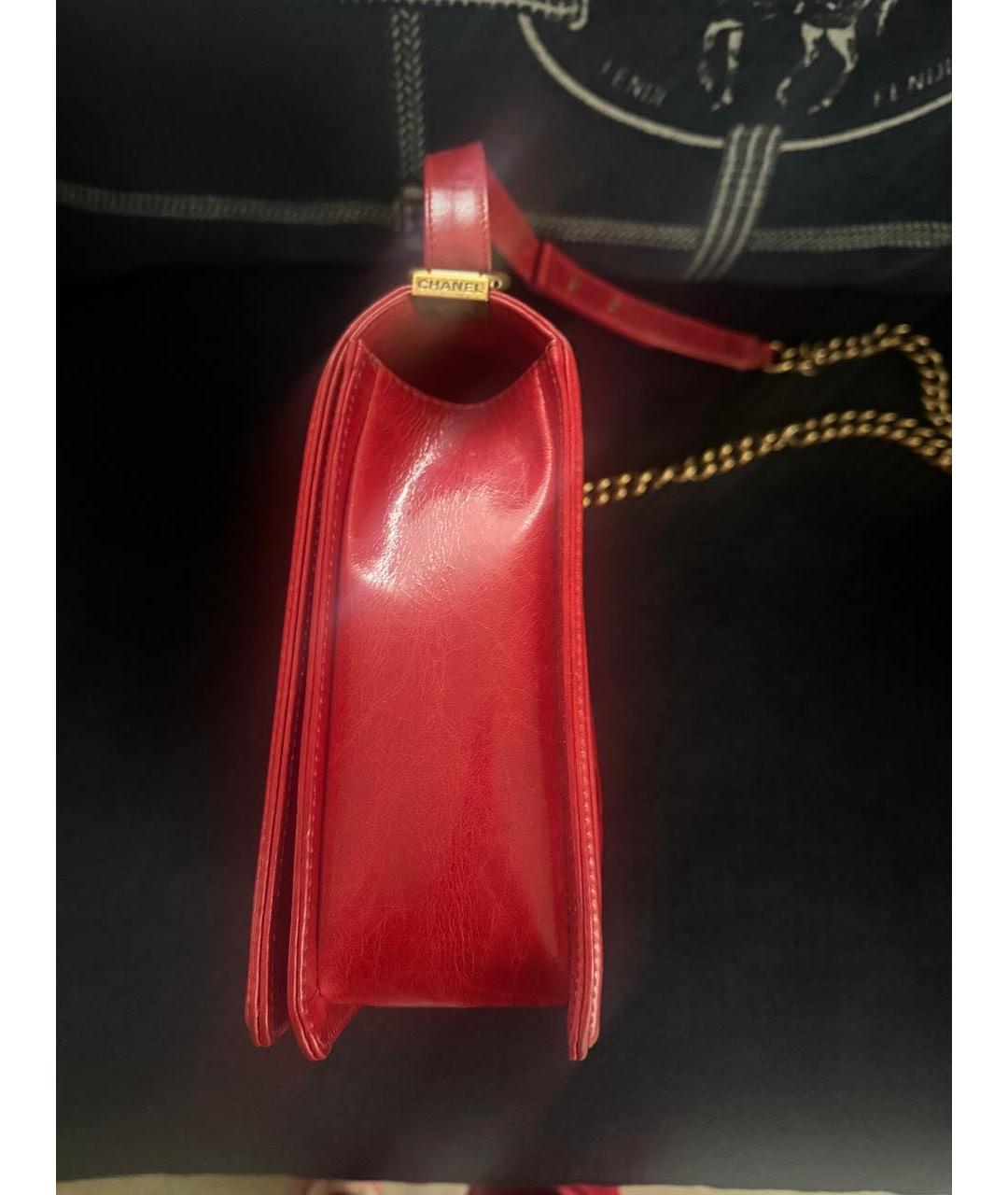 CHANEL Красная кожаная сумка через плечо, фото 3