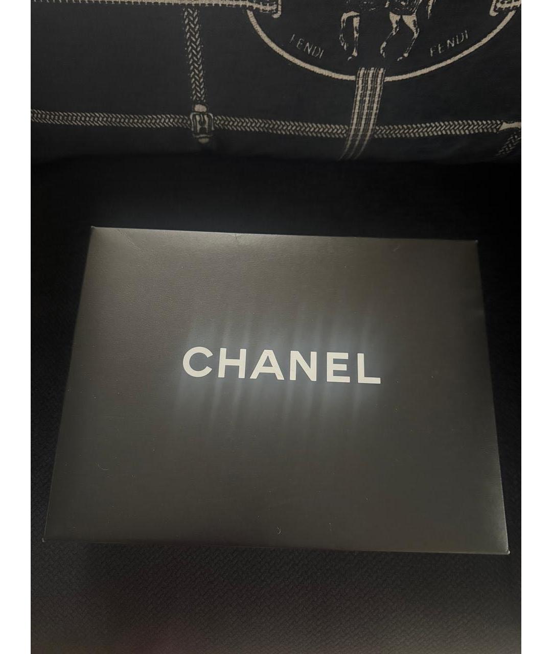 CHANEL Красная кожаная сумка через плечо, фото 6