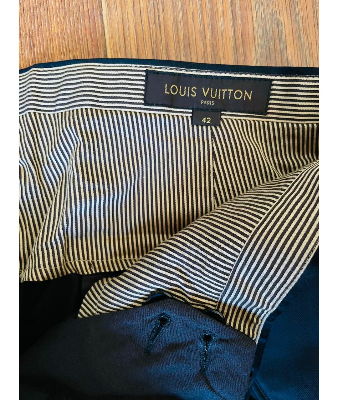 LOUIS VUITTON PRE-OWNED Серые шерстяные классические брюки, фото 2