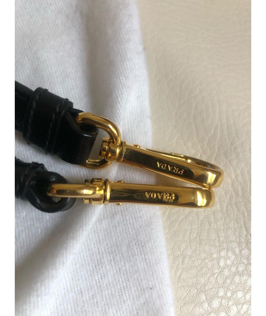 PRADA Черная кожаная сумка с короткими ручками, фото 6