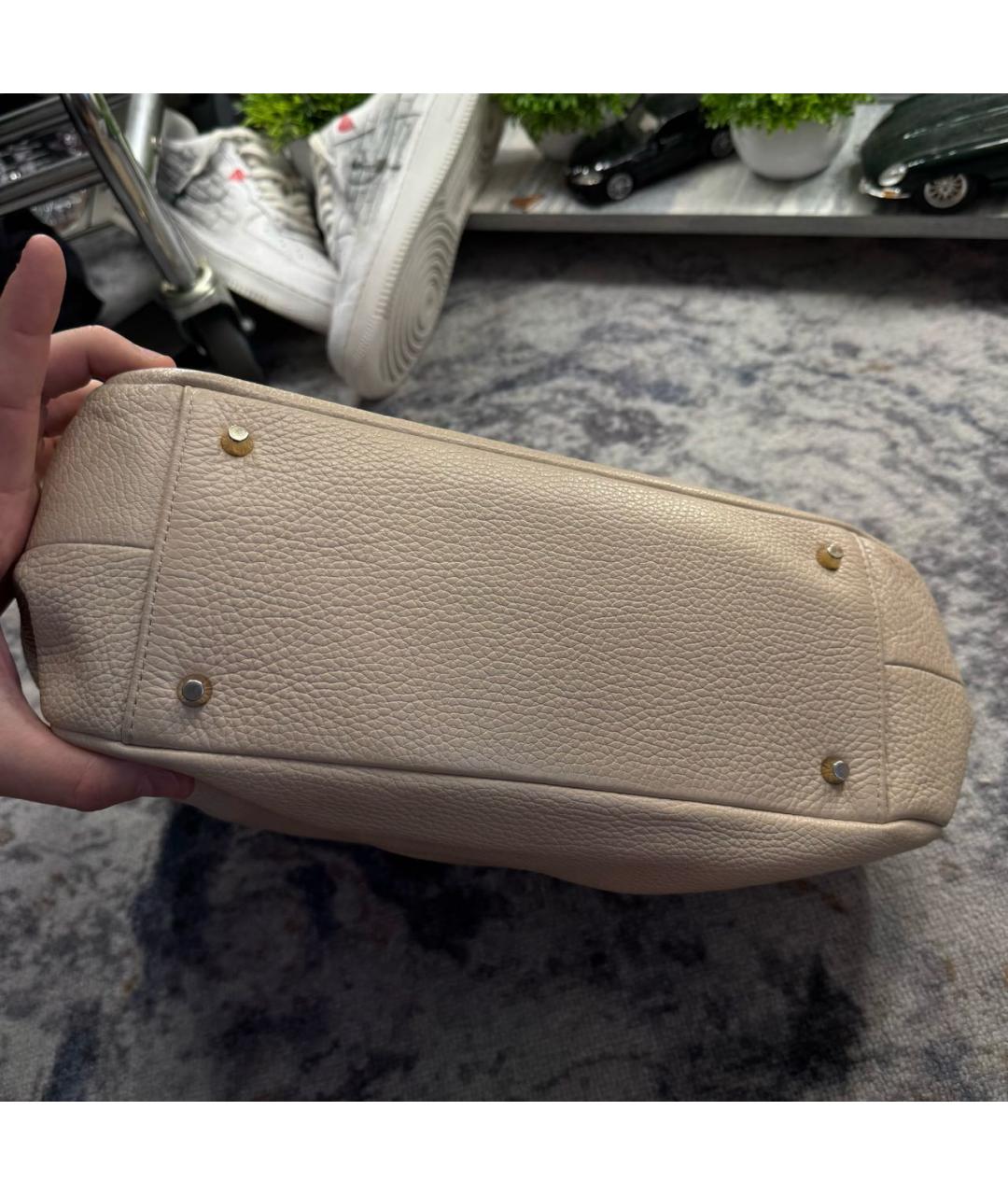 FURLA Бежевая кожаная сумка с короткими ручками, фото 8