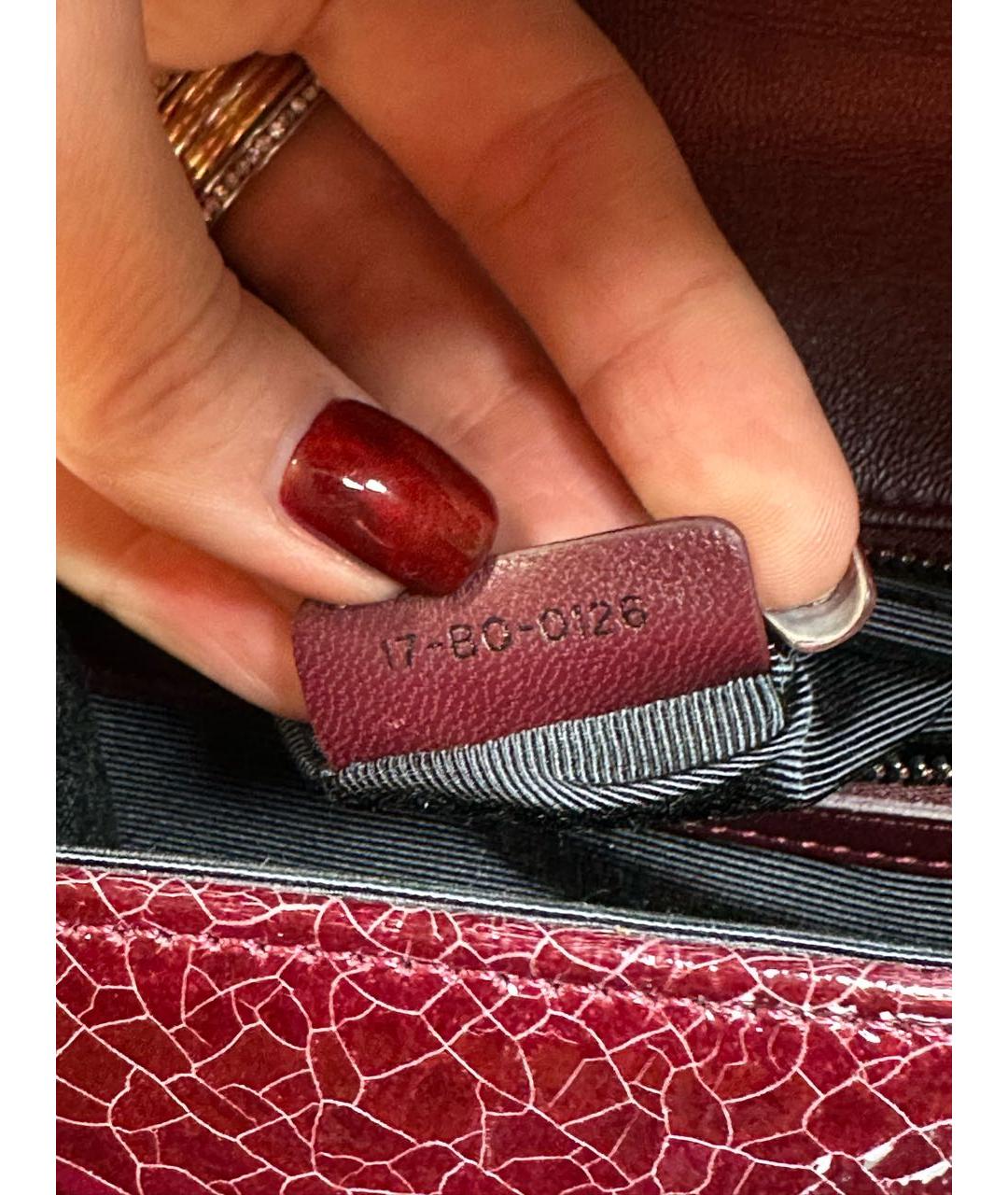 CHRISTIAN DIOR Бордовая сумка через плечо из лакированной кожи, фото 8