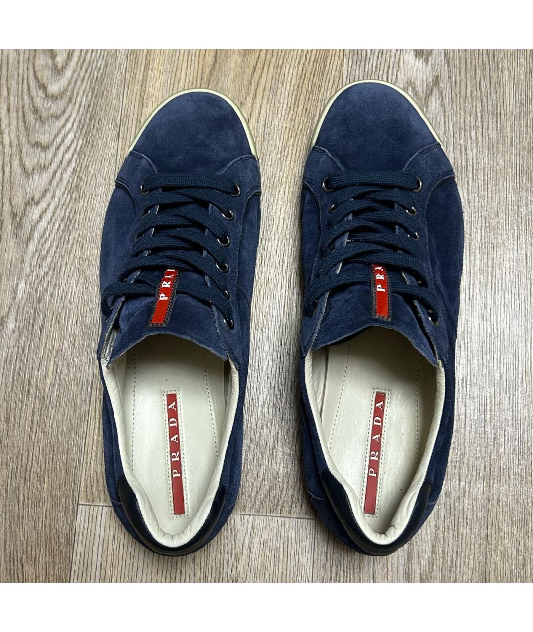 PRADA Темно-синие замшевые низкие кроссовки / кеды, фото 3