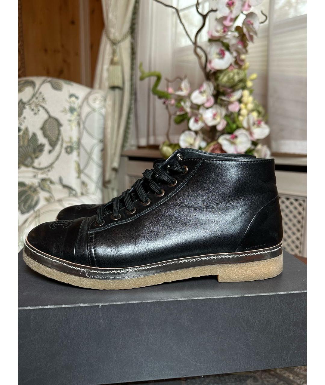 CHANEL Черные кожаные ботинки, фото 4