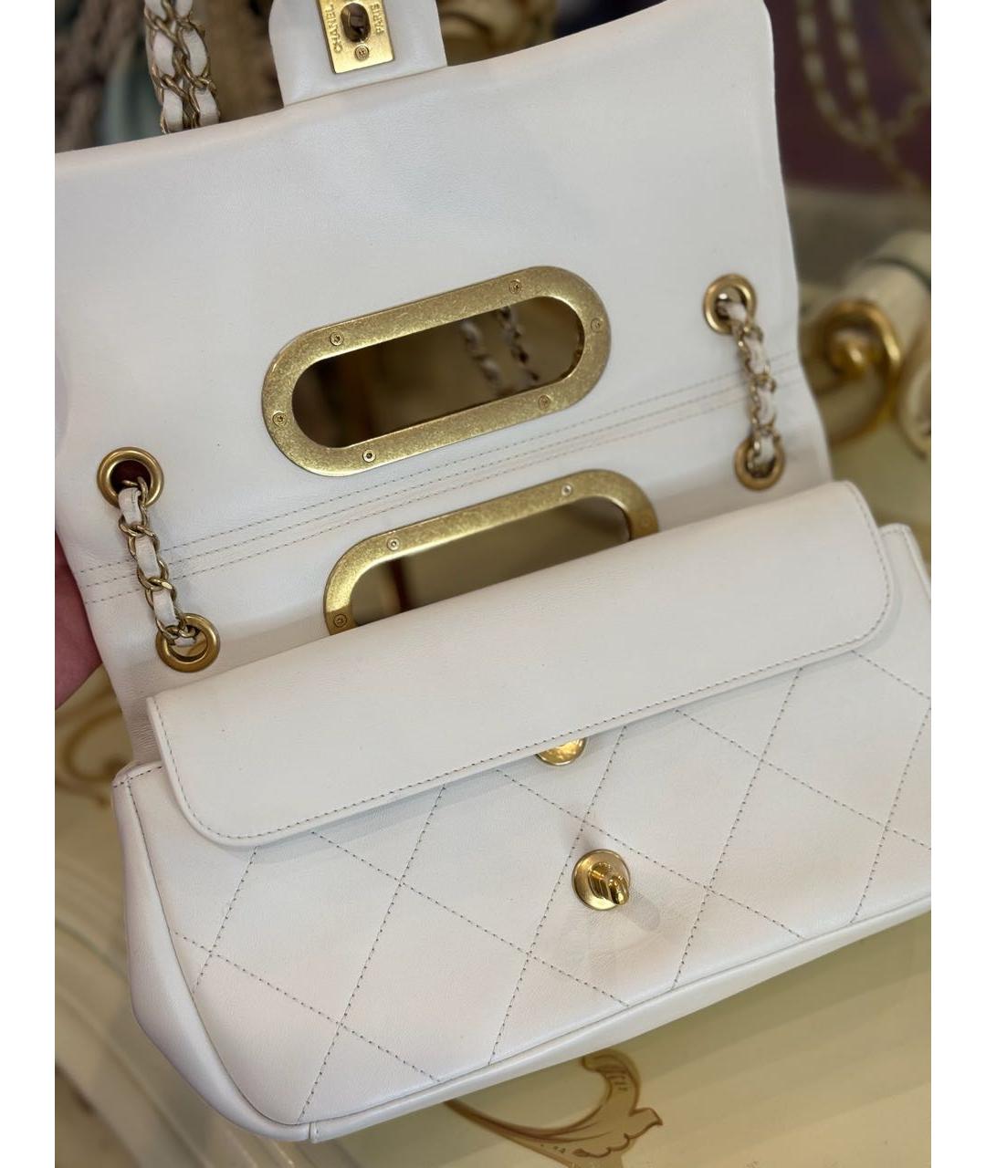 CHANEL Белая кожаная сумка с короткими ручками, фото 8