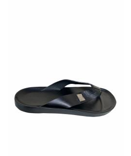 LOUIS VUITTON Шлепанцы