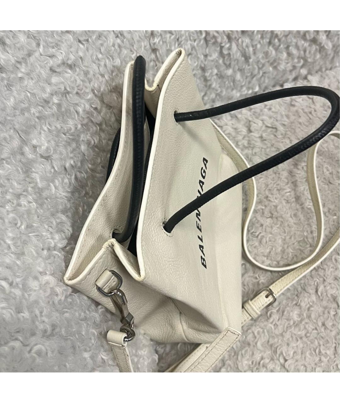 BALENCIAGA Белая кожаная сумка через плечо, фото 4