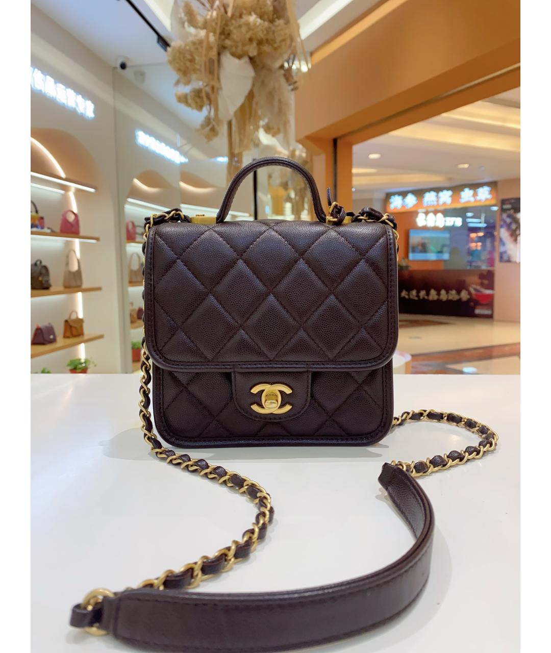 CHANEL Коричневая кожаная сумка через плечо, фото 8