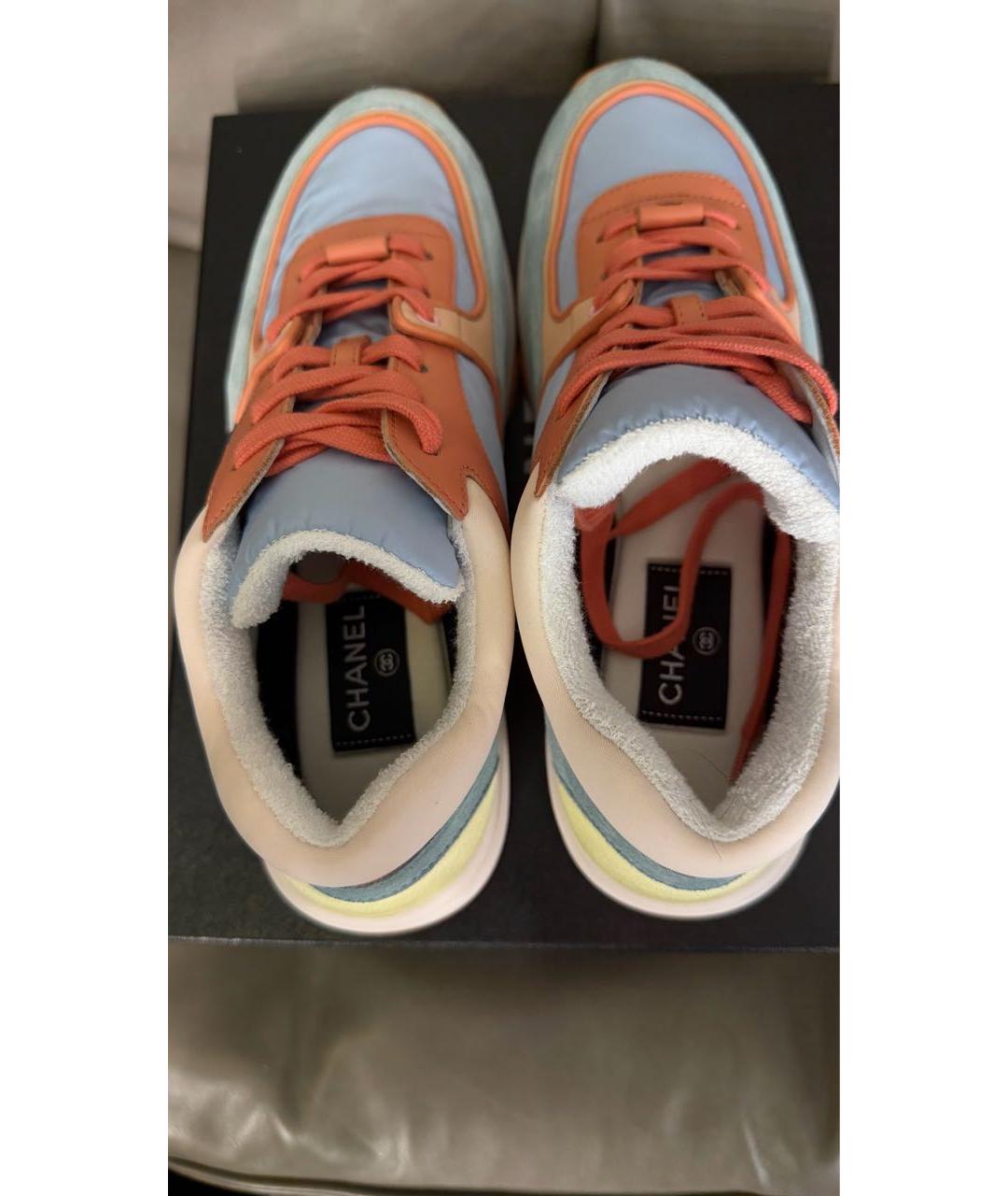 CHANEL Голубые замшевые кроссовки, фото 3