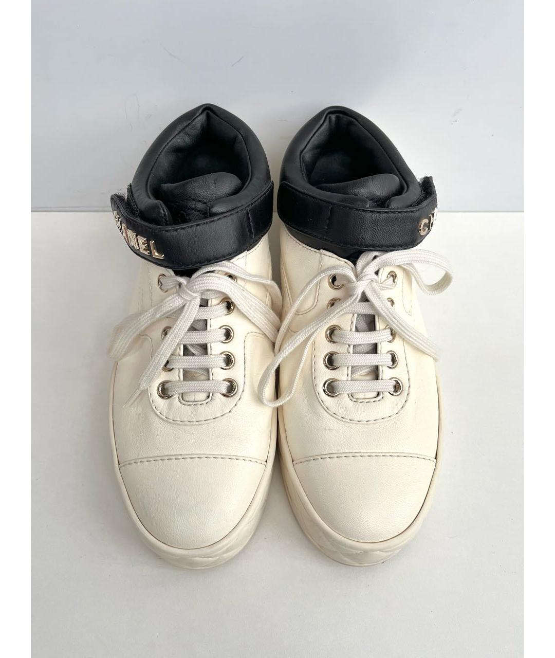 CHANEL Белые кожаные кроссовки, фото 6