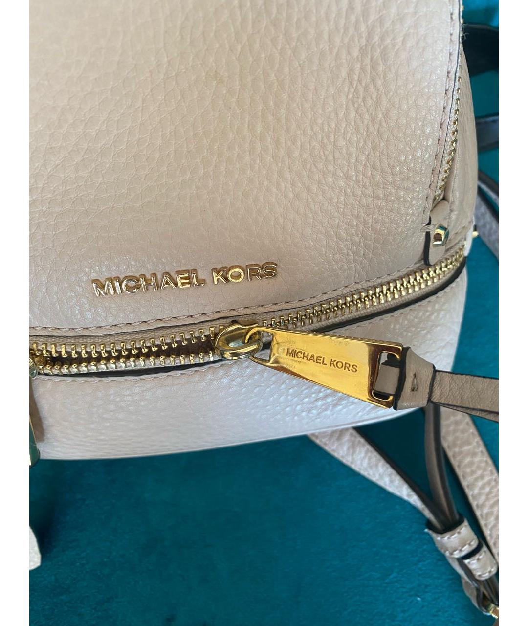 MICHAEL KORS Бежевый кожаный рюкзак, фото 6