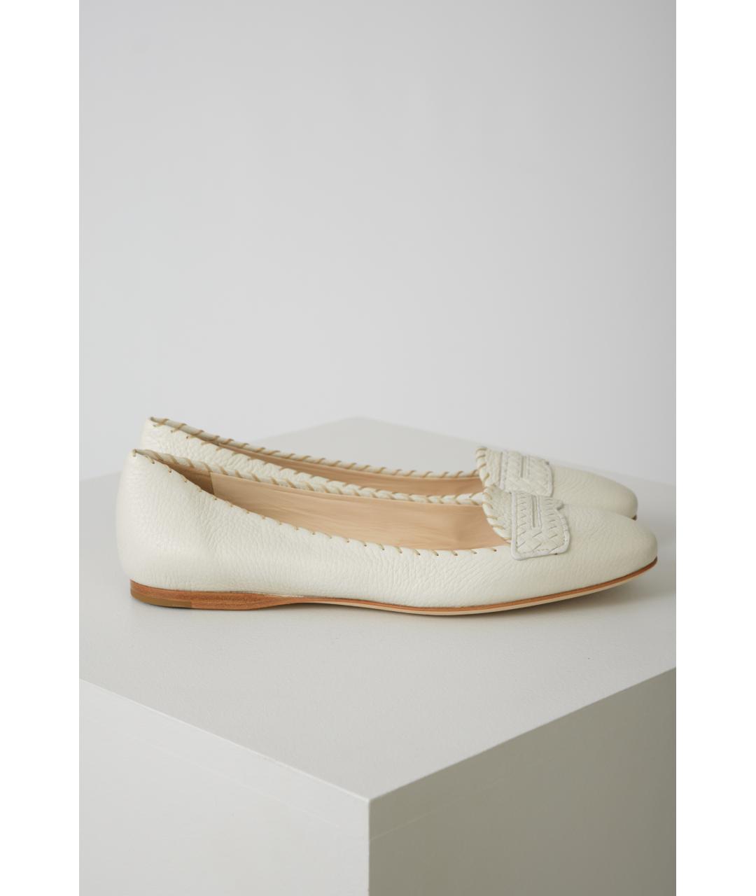BOTTEGA VENETA Белые кожаные балетки, фото 2