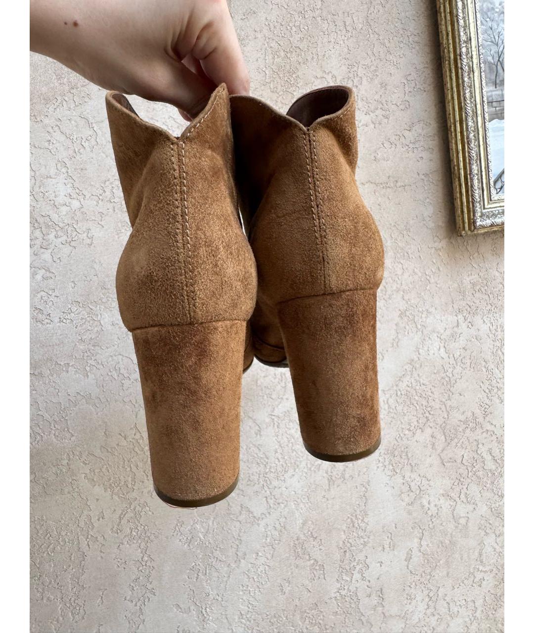 GIANVITO ROSSI Коричневые замшевые ботильоны, фото 5
