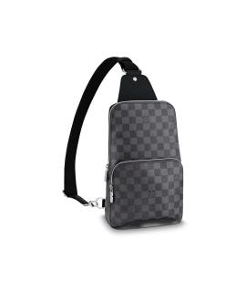 LOUIS VUITTON Поясная сумка