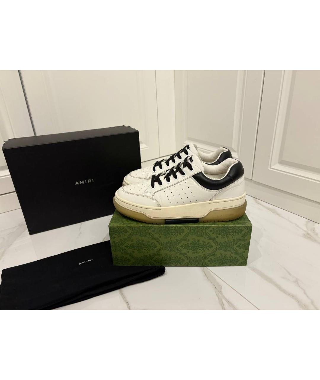 AMIRI Белые кожаные низкие кроссовки / кеды, фото 5