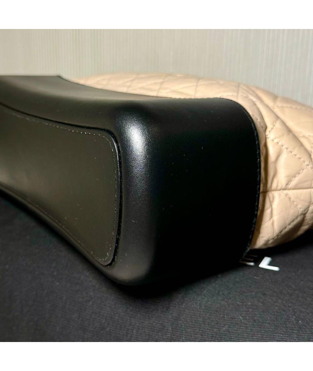 CHANEL Бежевая кожаная сумка через плечо, фото 4