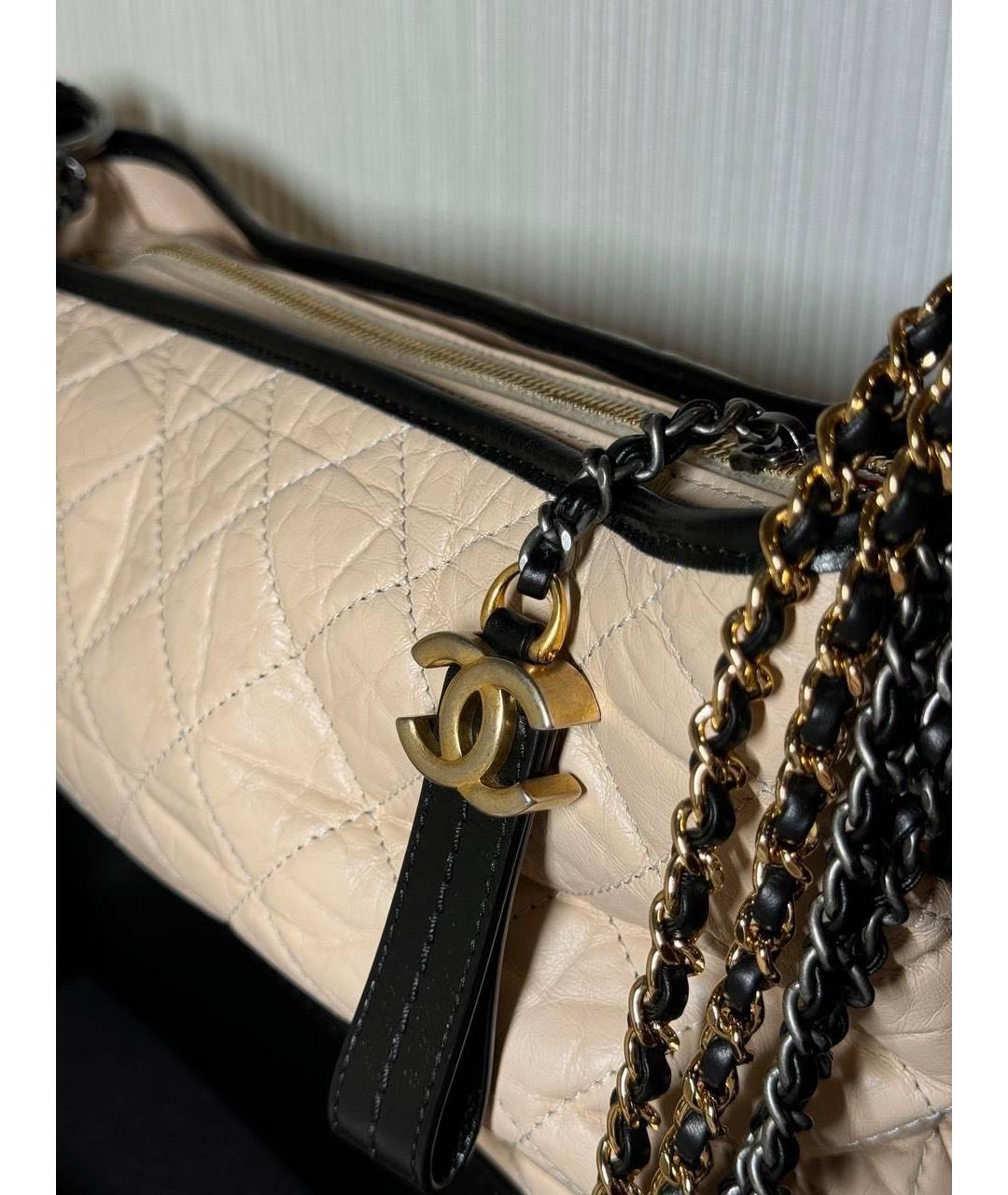 CHANEL Бежевая кожаная сумка через плечо, фото 2