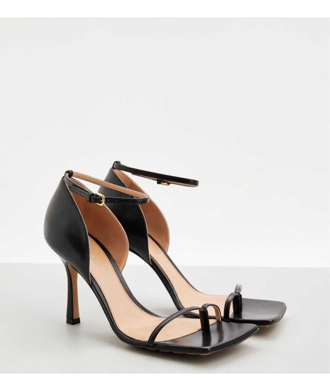 BOTTEGA VENETA Черные кожаные босоножки, фото 2