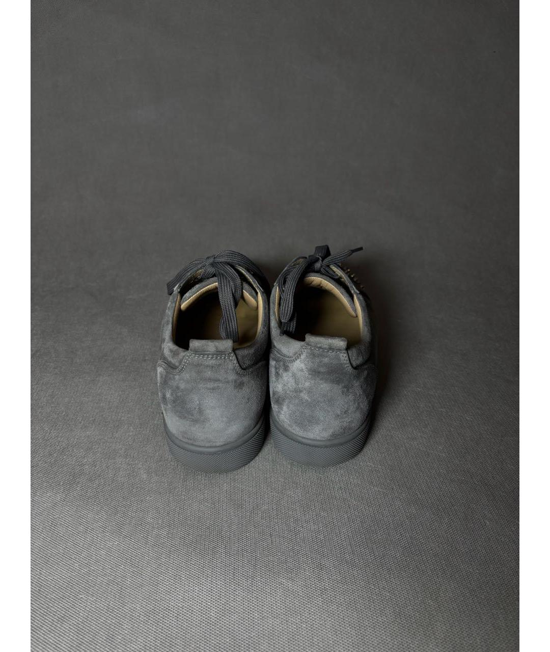 CHRISTIAN LOUBOUTIN Антрацитовые замшевые низкие кроссовки / кеды, фото 2