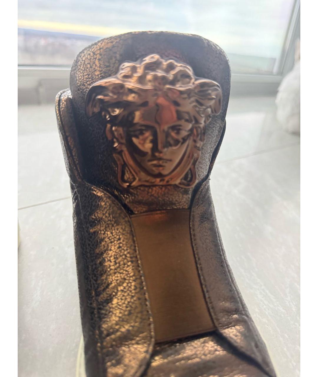 VERSACE Коричневые кожаные кроссовки, фото 6