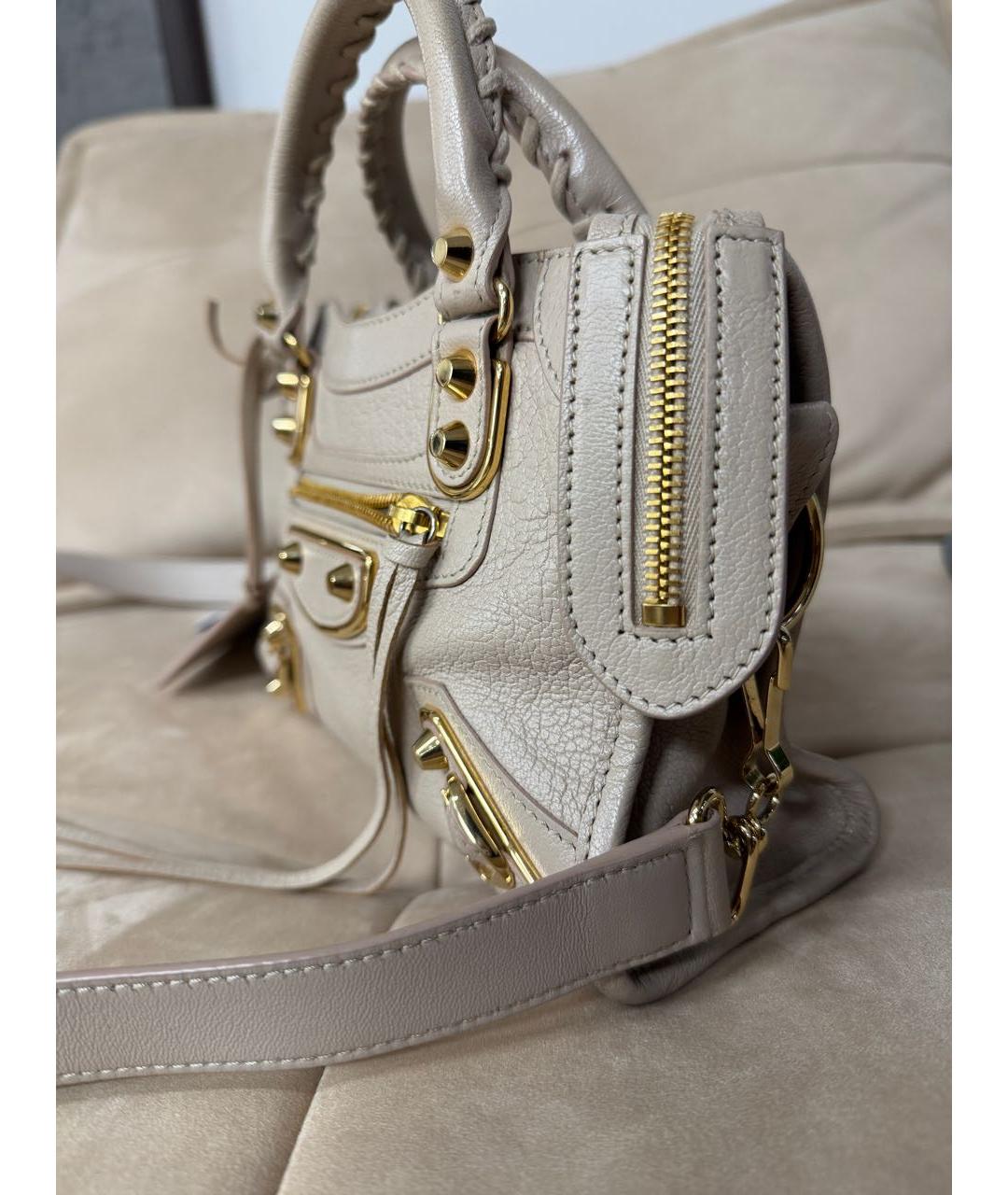 BALENCIAGA Бежевая кожаная сумка с короткими ручками, фото 4