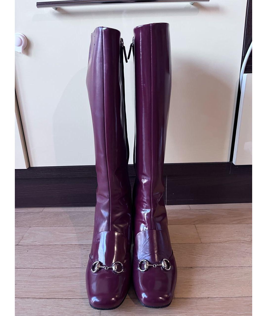 GUCCI Фиолетовые сапоги из лакированной кожи, фото 2