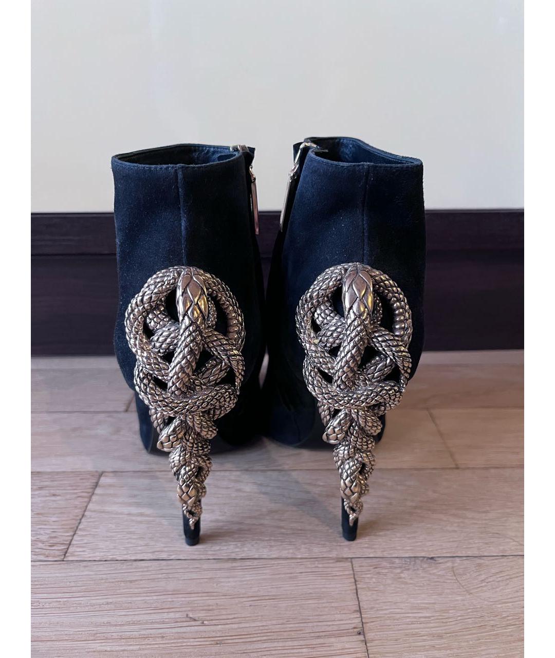 ROBERTO CAVALLI Черные замшевые ботильоны, фото 4