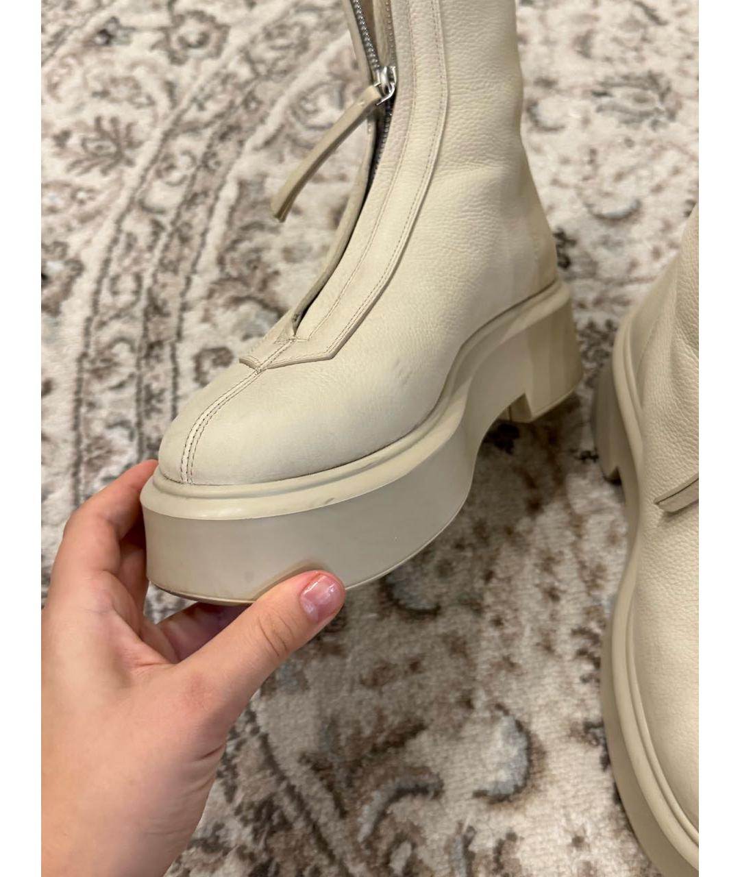 THE ROW Бежевые нубуковые полусапоги, фото 5