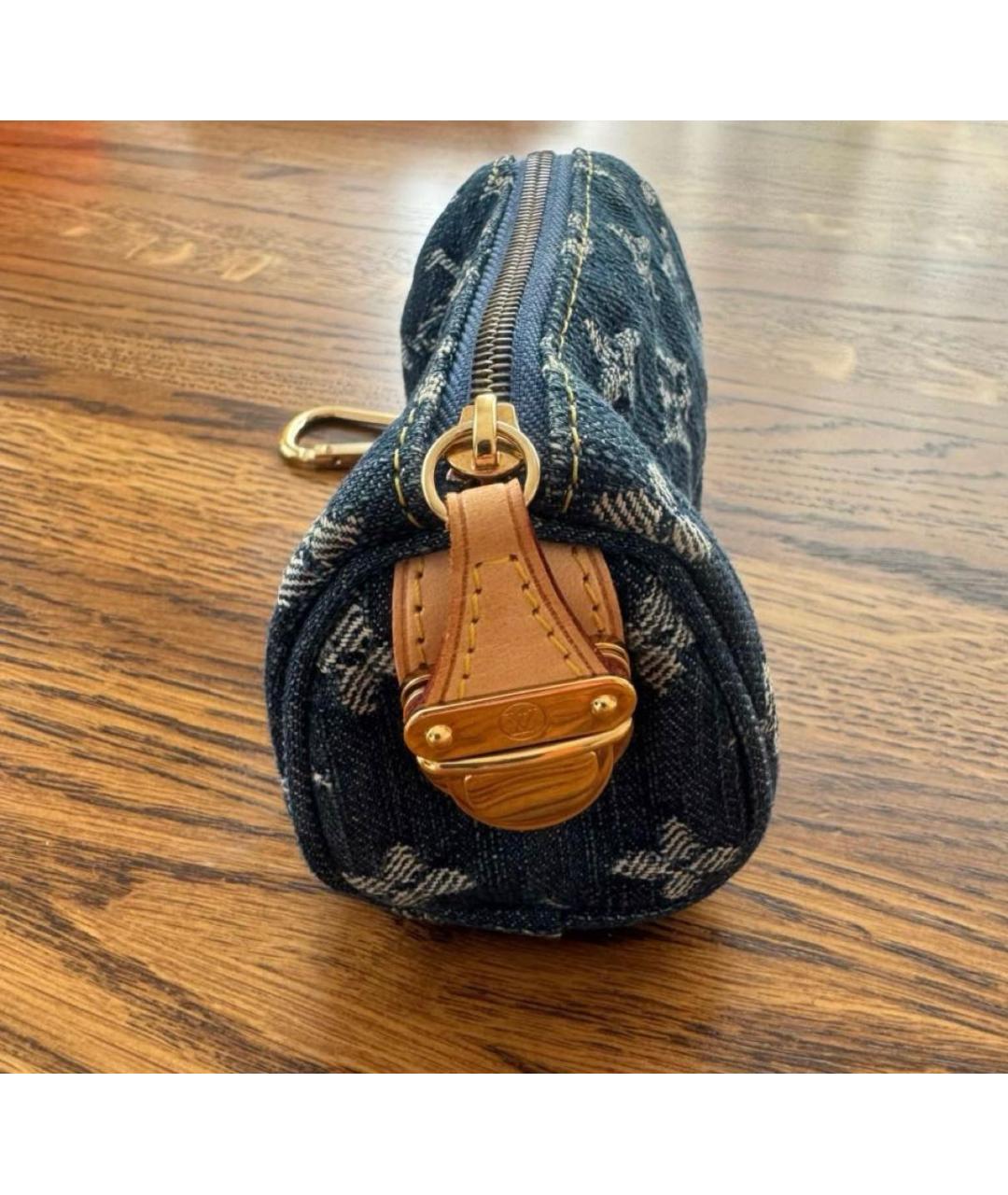 LOUIS VUITTON Синий брелок, фото 5