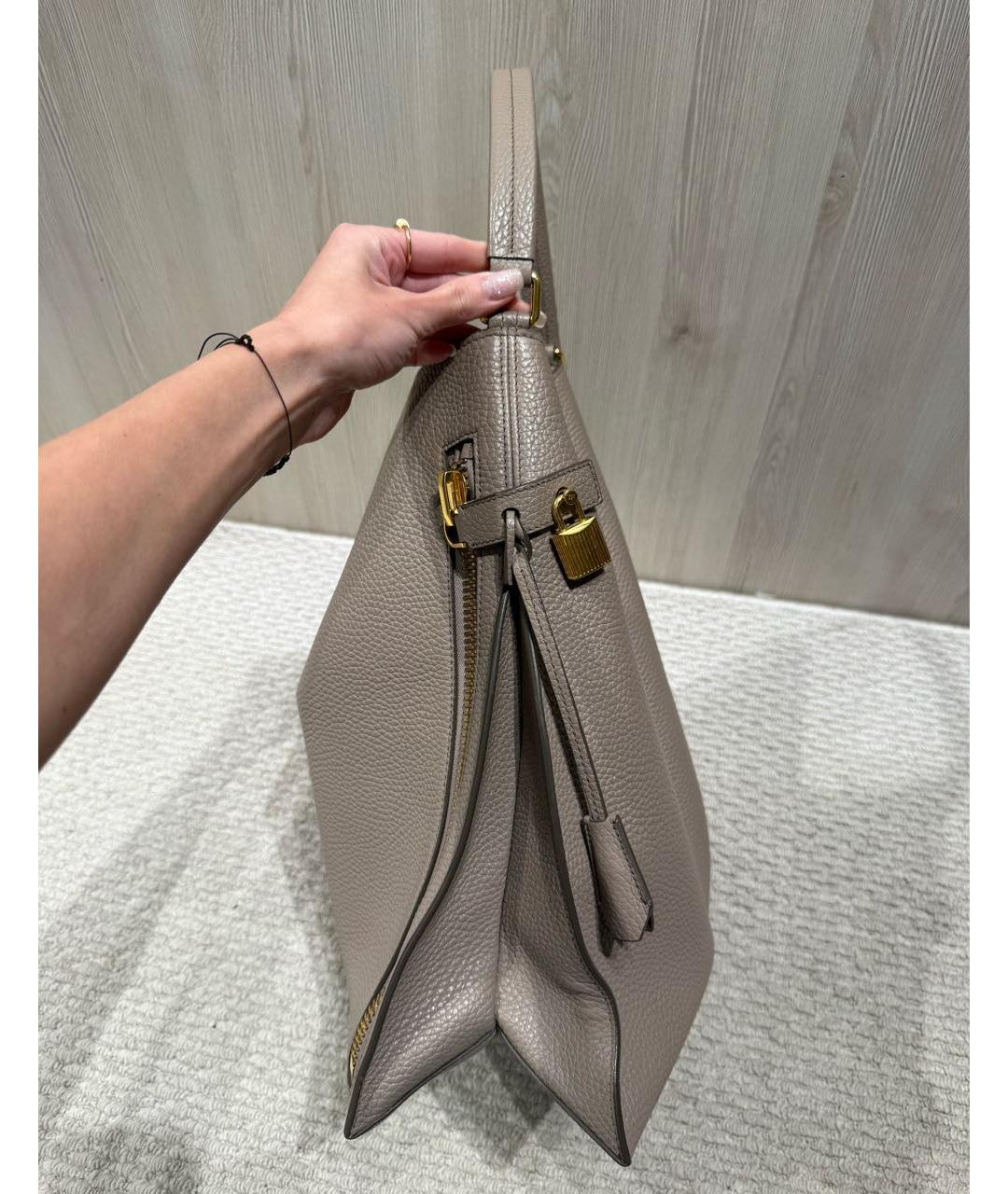 TOM FORD Бежевая кожаная сумка через плечо, фото 3