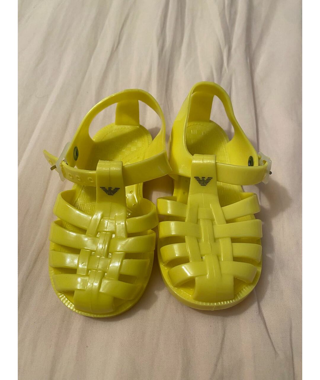 EMPORIO ARMANI KIDS Желтые резиновые сандалии и шлепанцы, фото 3