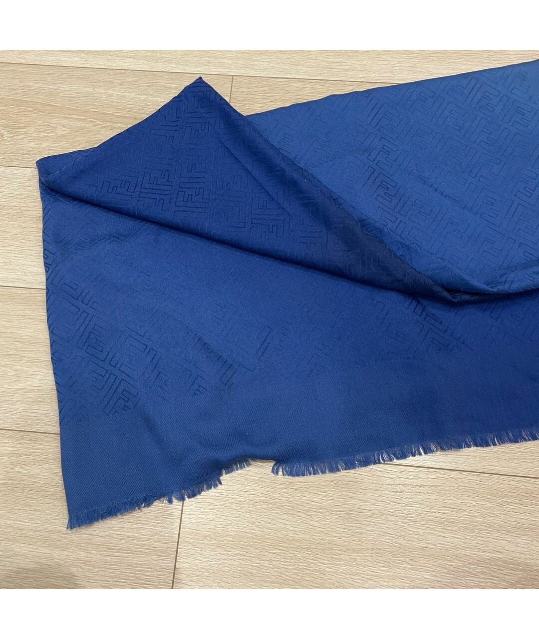 FENDI Синий шерстяной шарф, фото 2