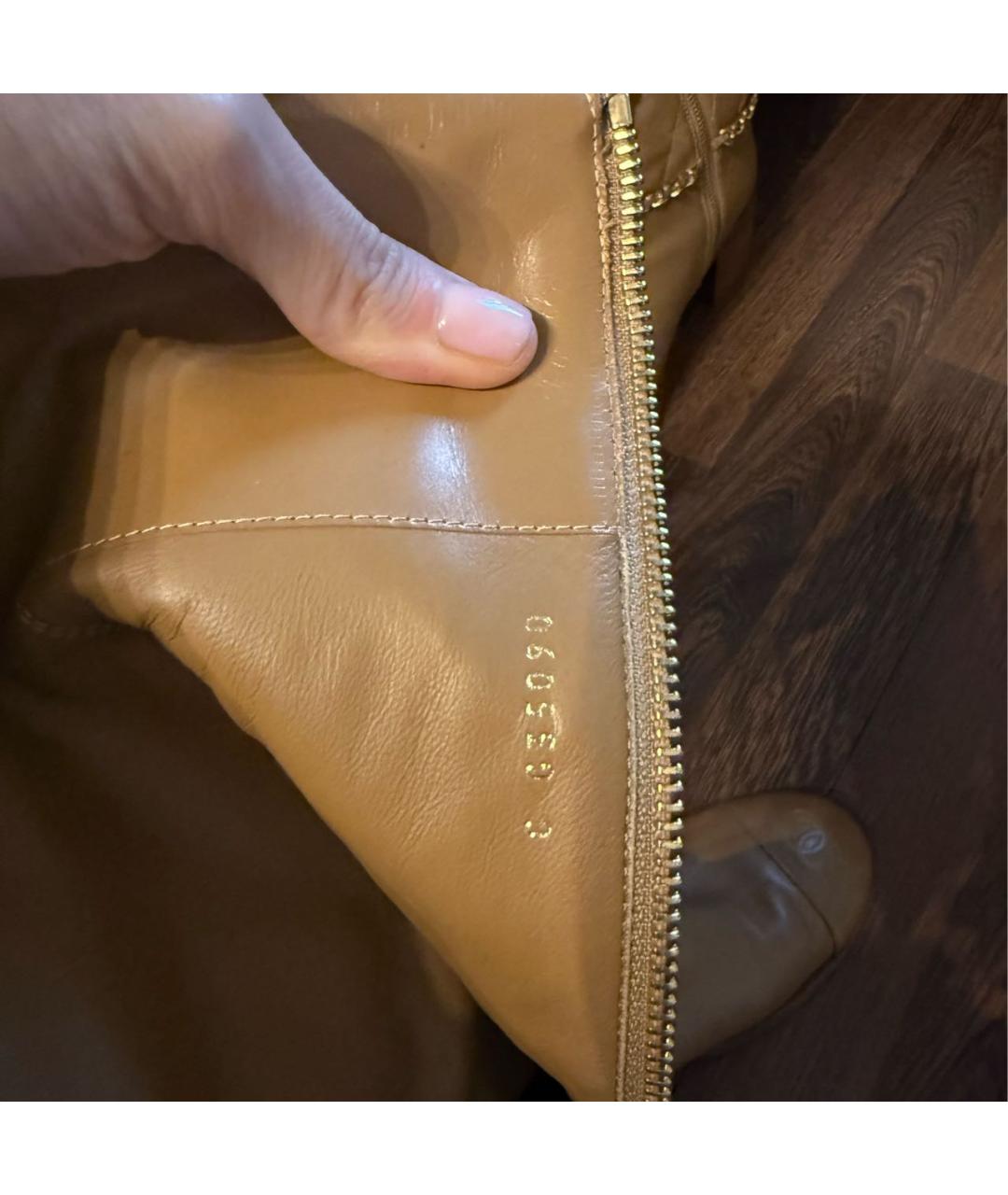 CHANEL Бежевые кожаные сапоги, фото 6