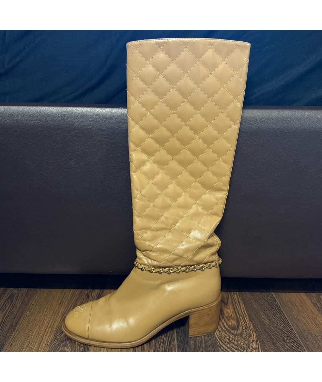 CHANEL Бежевые кожаные сапоги, фото 3