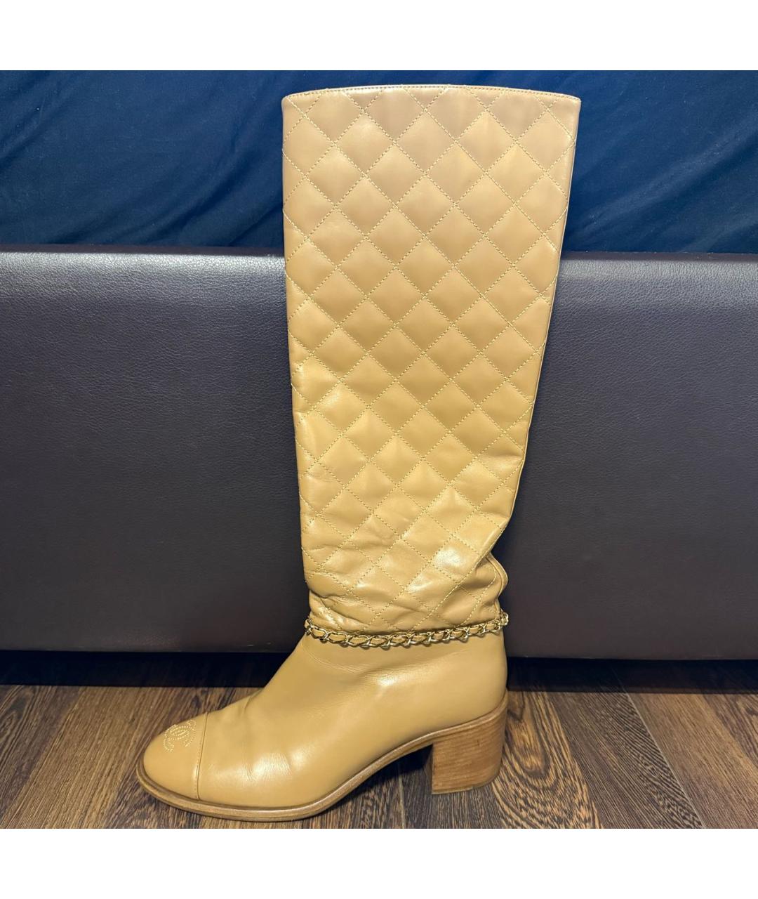 CHANEL Бежевые кожаные сапоги, фото 2