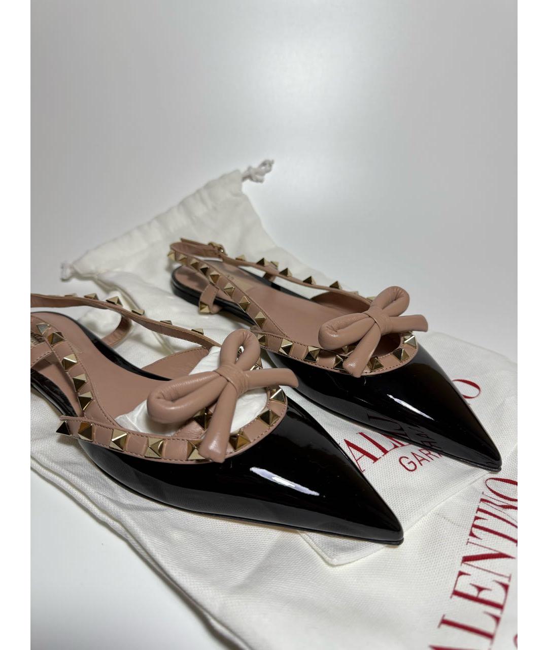 VALENTINO Черные балетки из лакированной кожи, фото 5