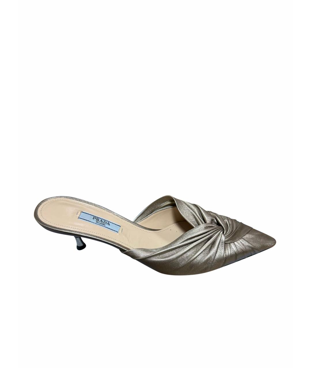 PRADA Золотые кожаные лодочки на низком каблуке, фото 1
