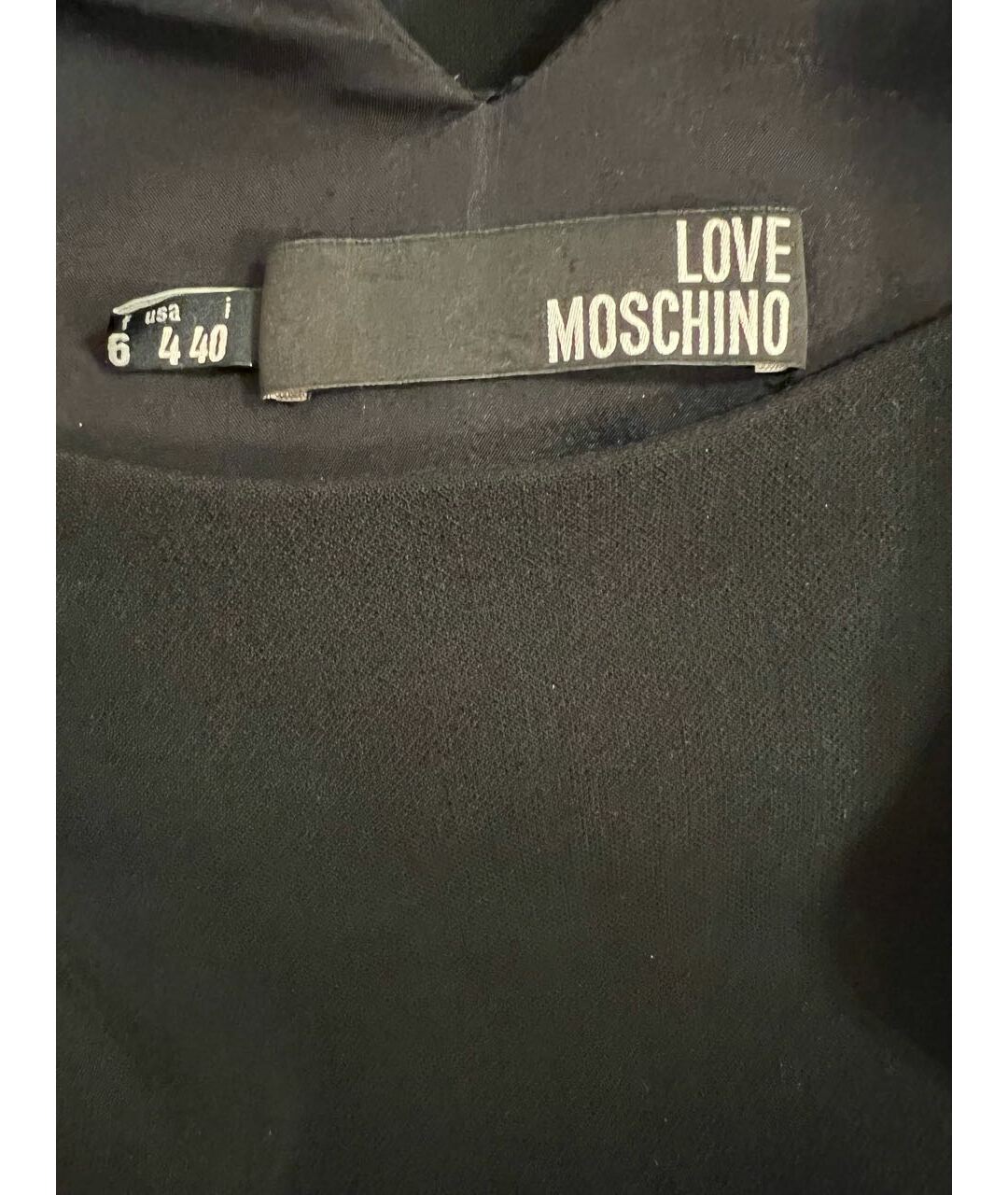 LOVE MOSCHINO Черное полиэстеровое коктейльное платье, фото 4